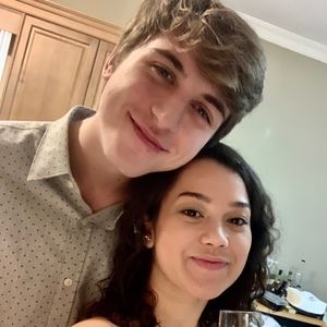 Meet your Posher, Valeria